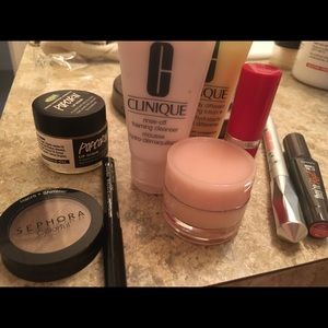 Makeup bundle with extras!!